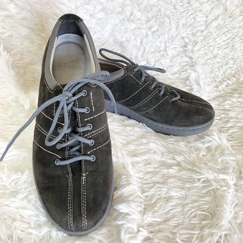 DANSKO BRANDI SUEDE LACE UP LOW CUT SNEAKERS SZ 38‎